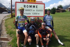 326839_2394619022021_1147305826_2894638_11459